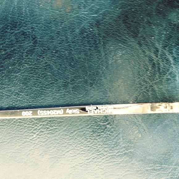 Micheal Kors aviator sunglasses - Picture 3 of 8